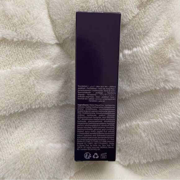 NEW! Tarte Deep Golden Foundation - Picture 5 of 7